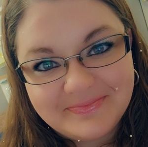 Meet your Posher, Alisha